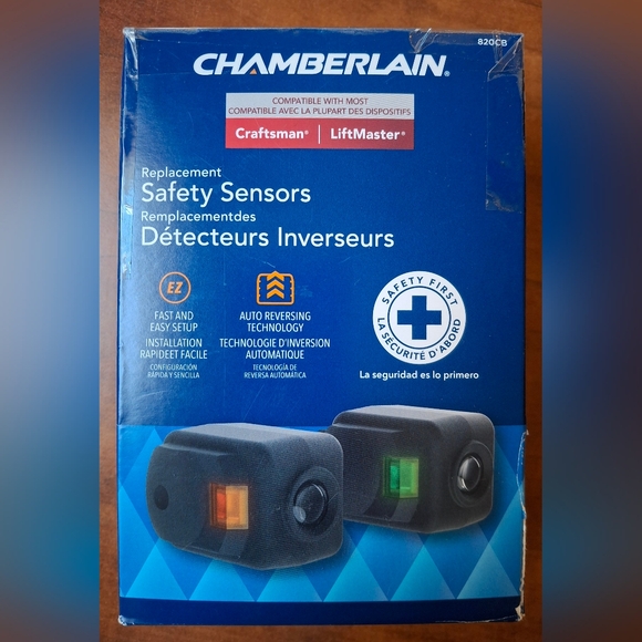 Chamberlain Plastic Garage Safety Sensors 1.25" x 2.45" - Picture 1 of 9